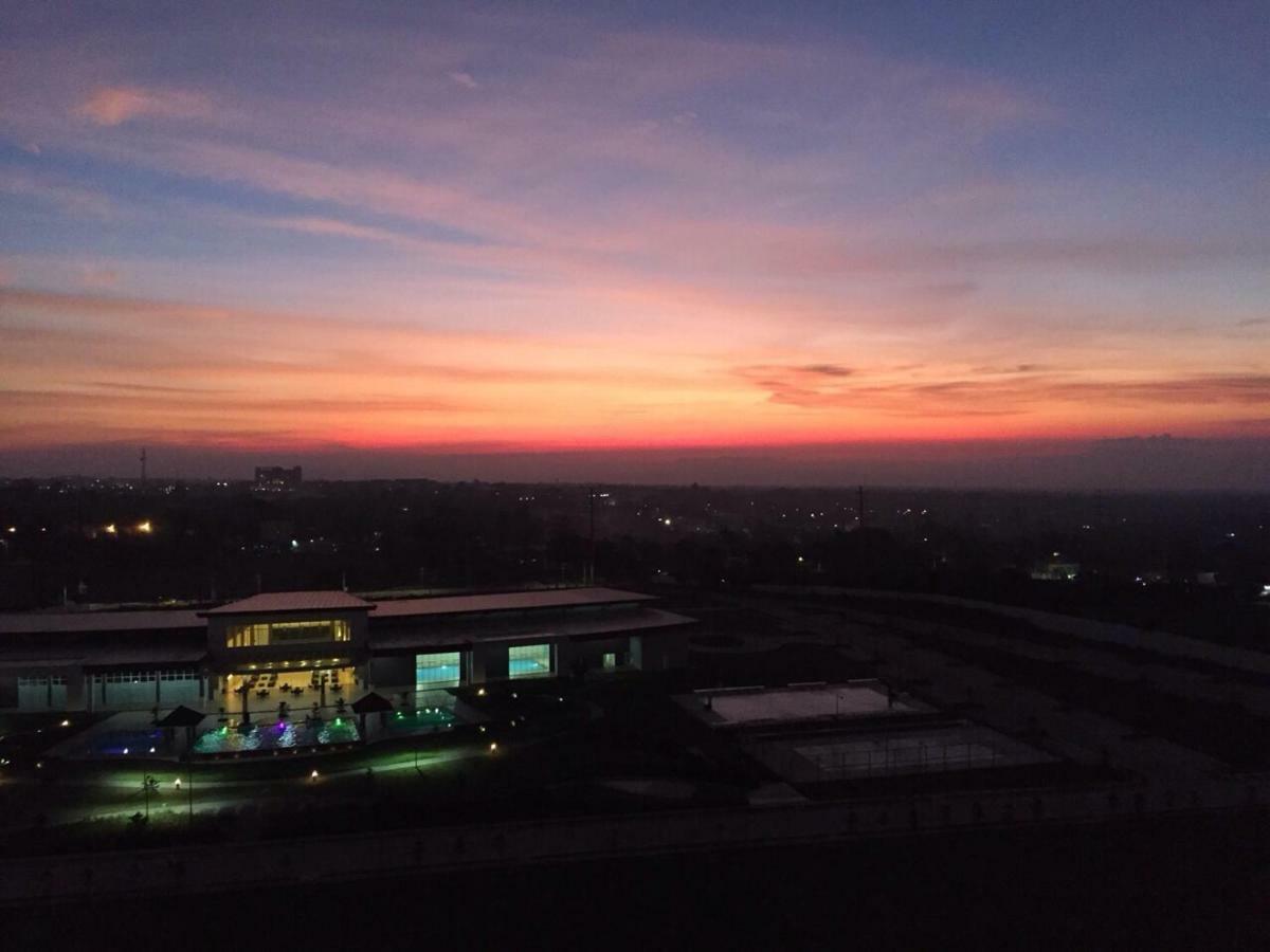 A Million Dollar View Apartment Tagaytay City Exterior photo